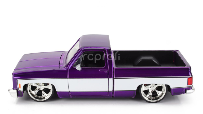 Jada Chevrolet C-10 Pick-up Custom 1985 1:24 Fialová Bílá