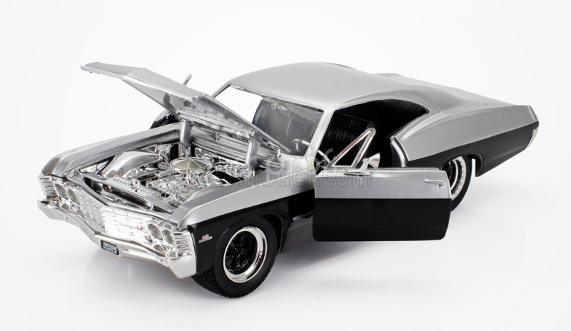 Jada Chevrolet Impala Ss Coupe 1967 1:24 Stříbrná Černá