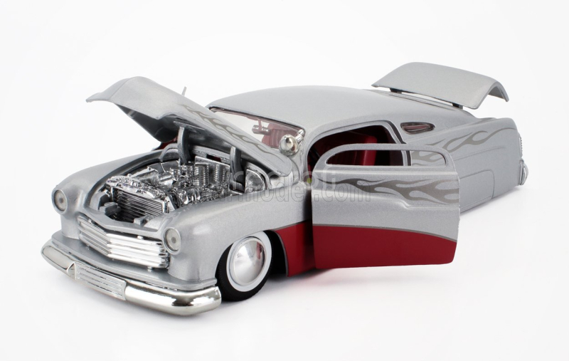Jada Mercury Custom 1951 1:24 Silver Red
