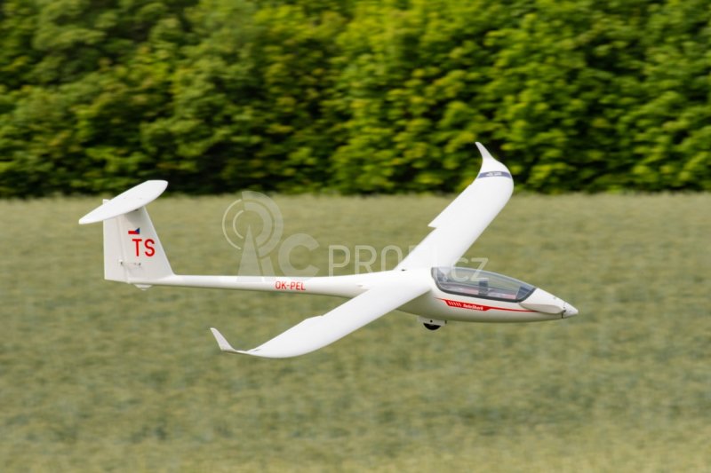 KAVAN 304TS TwinShark 2700mm - s R8 vario RX