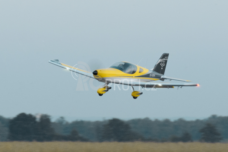 KAVAN Bristell B23 1600mm s R8 Rx - modrá