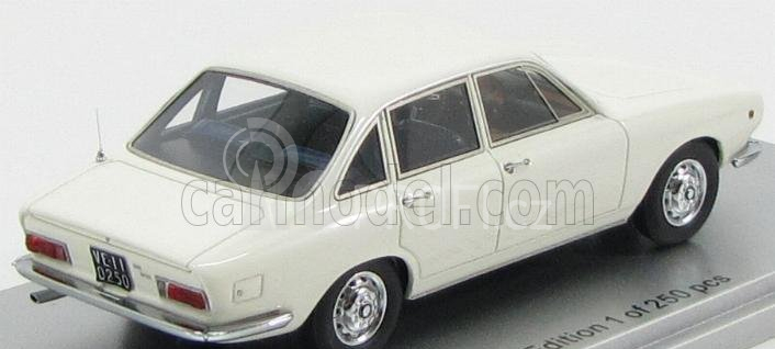 Kess-model Alfa romeo Osi 2600 De Luxe 1965 1:43 Bílá