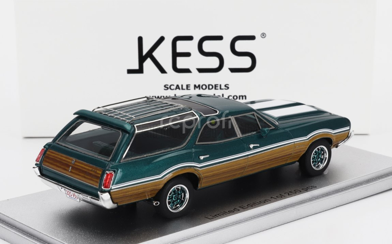 Kess-model Oldsmobile Vista Cruiser 442 Sw Station Wagon 1972 1:43 Zelená S Bílým Dřevem