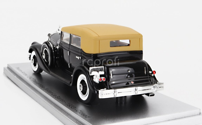 Kess-model Pierce arrow 124 Convertible Berline Sedan Le Baron Closed 1933 1:43 Black