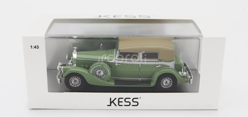 Kess-model Pierce arrow 124 Convertible Berline Sedan Le Baron Closed 1933 1:43 Světle Zelená