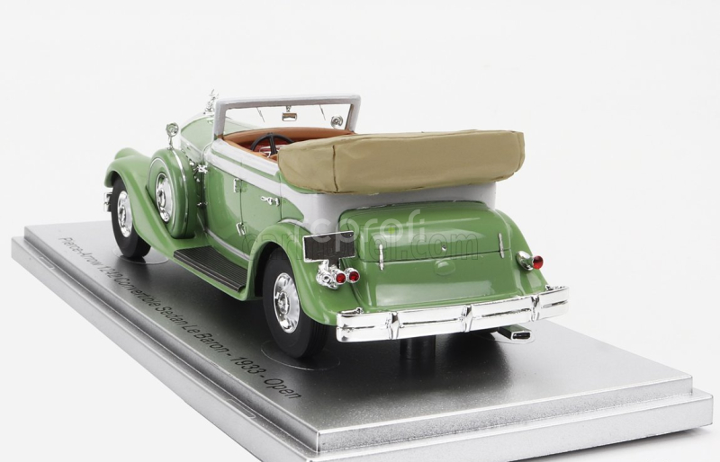 Kess-model Pierce arrow 124 Convertible Berline Sedan Le Baron Open 1933 1:43 Světle Zelená