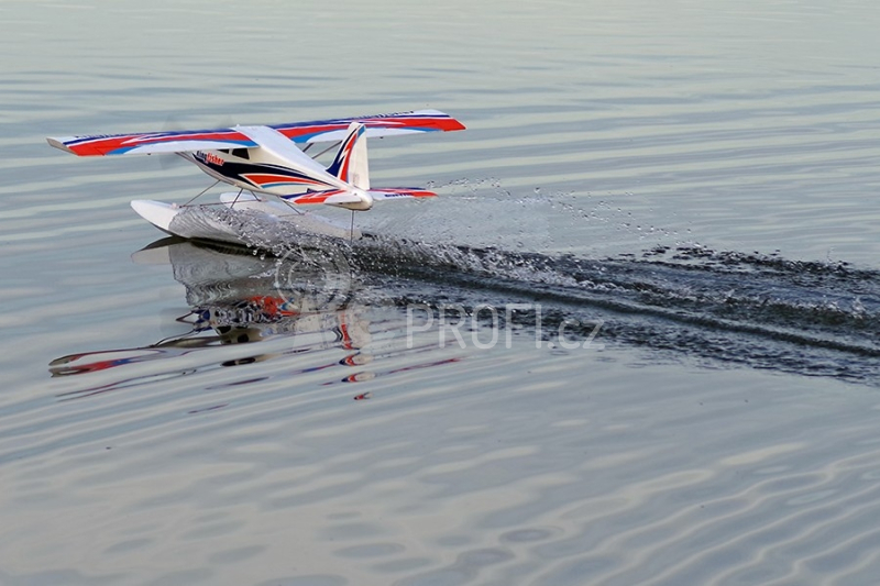 Kingfisher 1400mm ARF s koly, plováky a lyžemi