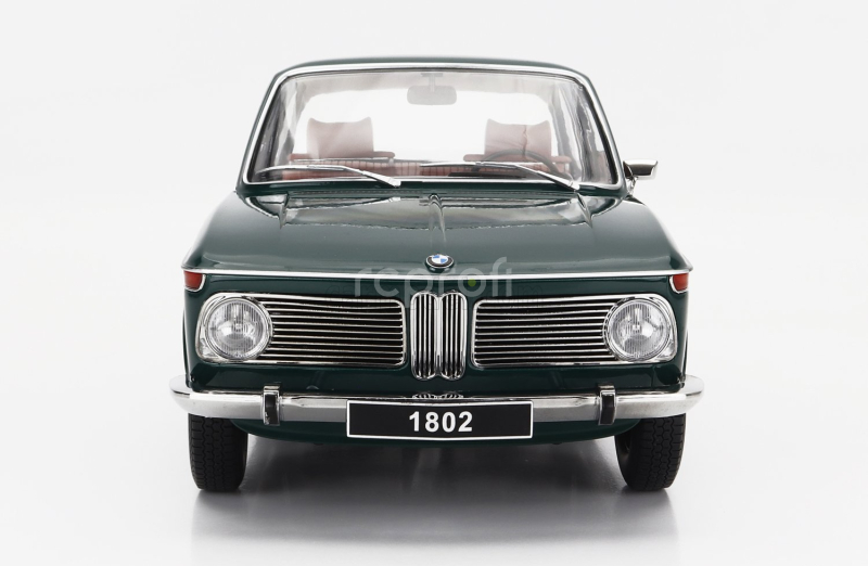 Kk-scale BMW 1802 1-series 1967 1:12 Zelená