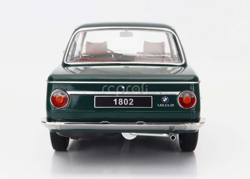 Kk-scale BMW 1802 1-series 1967 1:12 Zelená