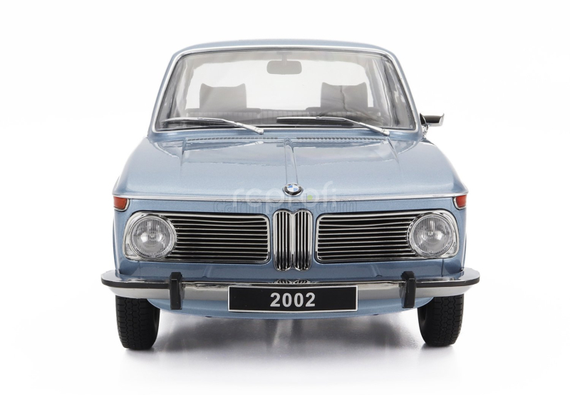 Kk-scale BMW 2002 1-series 1971 1:12 Světle Modrá Met
