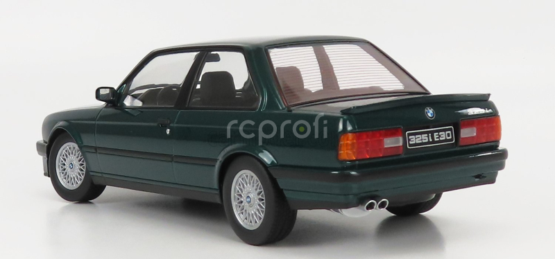 Kk-scale BMW 3-series 325i (e30) M-package 1987 1:18 Zelená