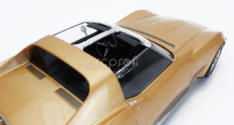 Kk-scale Chevrolet Corvette C3 1972 - With Removable Roof Parts 1:18 Gold Met