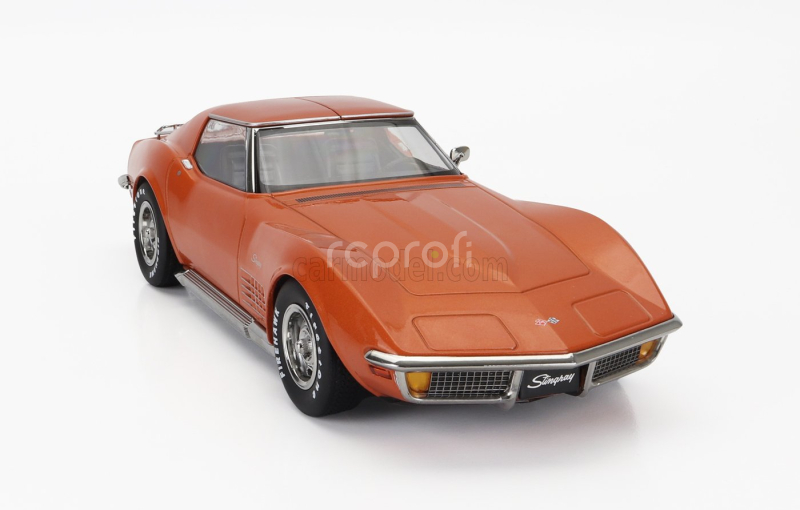 Kk-scale Chevrolet Corvette C3 1972 - With Removable Roof Parts 1:18 Orange
