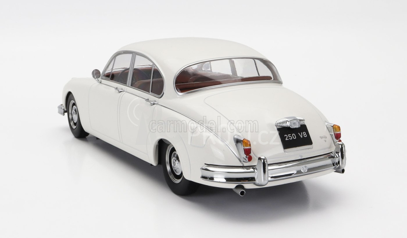 Kk-scale Daimler 250 V6 Lhd 1962 - Brown Interior 1:18 Bílá