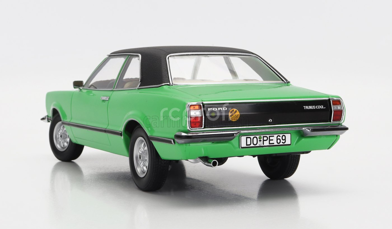 Kk-scale Ford england Taunus Gxl 1971 1:18 Světle Zelená Matná Černá