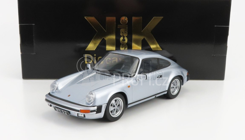 Kk-scale Porsche 911 3.2 Coupe 1988 1:18, stříbrná