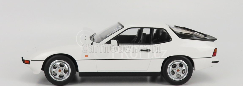 Kk-scale Porsche 924s Coupe 1986 1:18 Bílá
