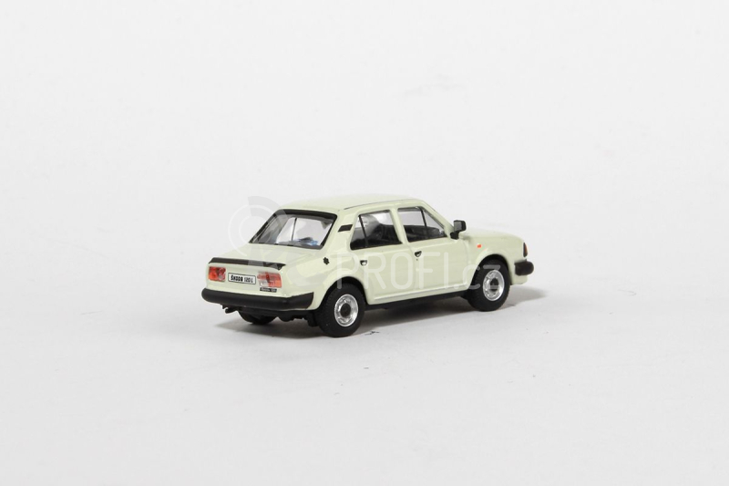 Abrex Škoda 120L (1984) 1:72 - Bílá Ledová