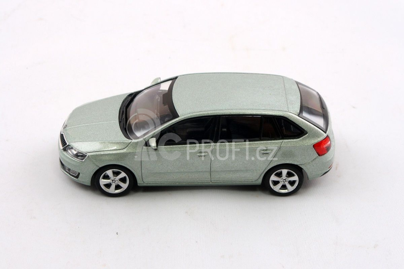 Abrex Škoda Rapid Spaceback (2013) 1:43 - Zelená Arctic Metalíza