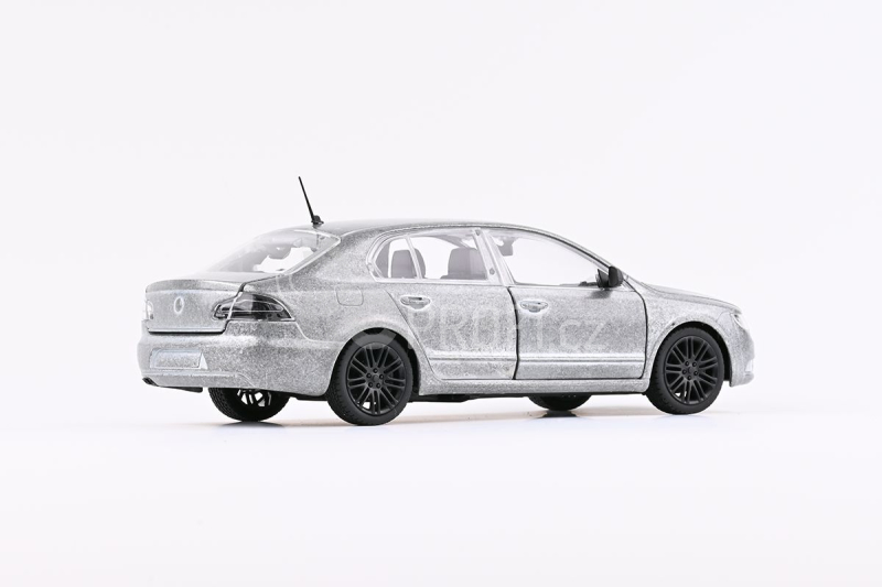 Abrex Škoda Superb II (2008) 1:24 - T1