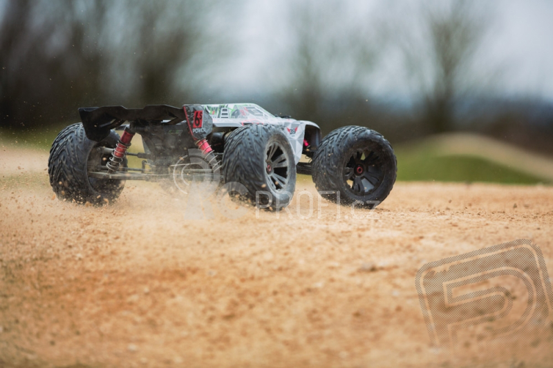 RC auto Kraton MT 6S BLX, zelenočerná