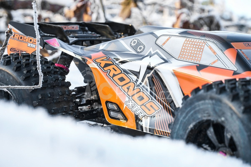 KRONOS XTR 6S 2022 - 1/8 Monster Truck 4WD bez elektroniky - TUNING verze