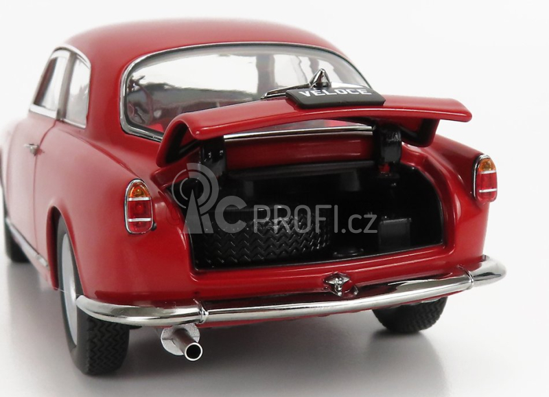 Kyosho Alfa romeo Giulietta Sprint - Veloce - 1956 1:18, červená