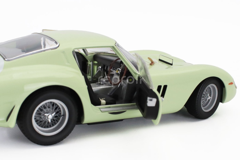 Kyosho Ferrari 250 Gto Rhd N 15 Winner Tourist Trophy Goodwood International 1962 Innes Ireland 1:18 Světle Zelená