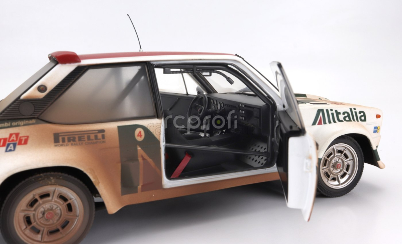 Kyosho Fiat 131 Abarth Alitalia (dirty And Night Version) N 2 4th Rally Montecarlo 1978 Walter Rohrl - Christian Geistdorfer 1:18 Bílá Zelená Červená