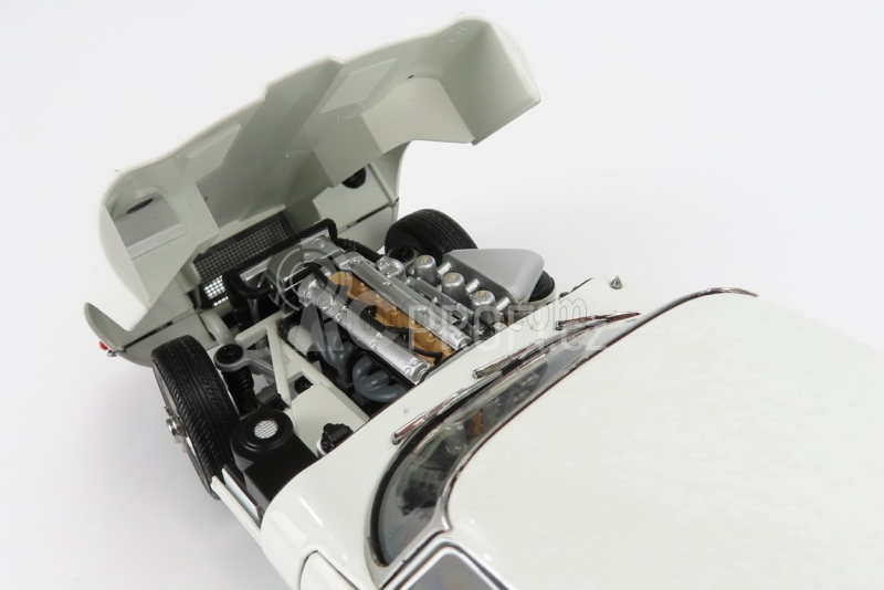 Kyosho Jaguar E-type Coupe Mk1 Rhd 1961 1:18 Bílá