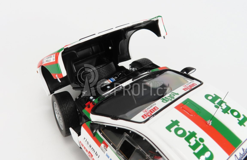 Kyosho Lancia 037 Totip Rally San Marino 1984 A.Vudafieri - L.Pirollo 1:18, bílá