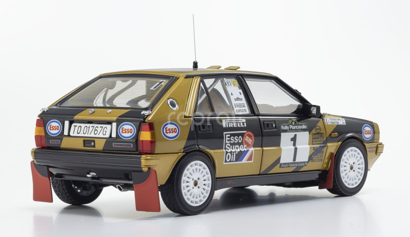 Kyosho Lancia Delta Hf Integrale 4wd Team Esso N 1 Winner Rally Piancavallo 1987 Fabrizio Tabaton - Luciano Tedeschini 1:18 Černé Zlato