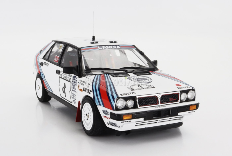 Kyosho Lancia Delta Hf Integrale 4wd Team Lancia  N 4 Winner Rally 1000 Lakes 1987 Markku Alen - Ilkka Kivimaki 1:18 Bílá Červená Modrá