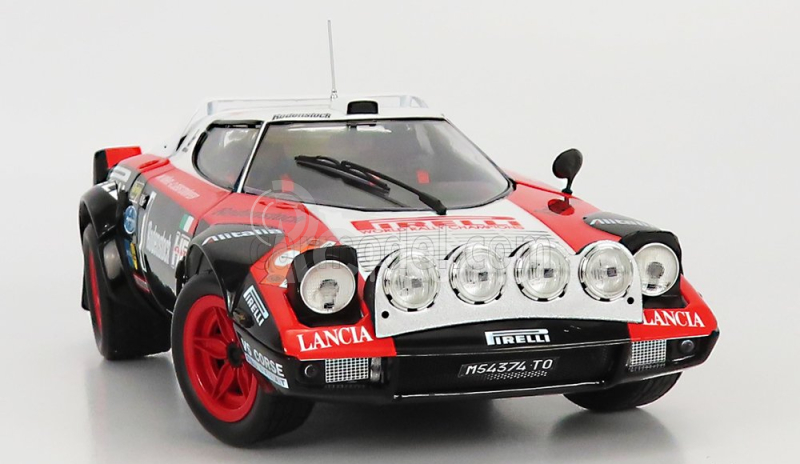 Kyosho Lancia Stratos Hf Olio Fiat Vs Corse (night Version) N 1 Rally Hunsruck 1978 W.rohrl - C.geistdorfer 1:18 Černá Červená Bílá