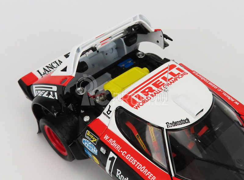 Kyosho Lancia Stratos Hf Olio Fiat Vs Corse (night Version) N 1 Rally Hunsruck 1978 W.rohrl - C.geistdorfer 1:18 Černá Červená Bílá