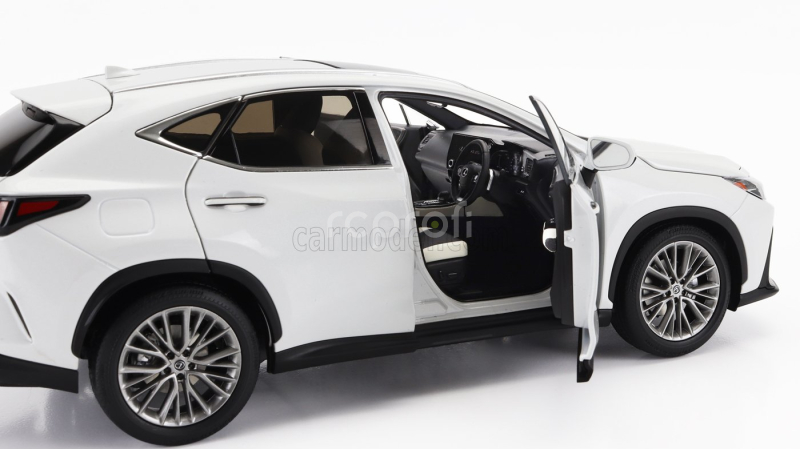 Kyosho Lexus Nx450h 2022 1:18 Sonic Quartz