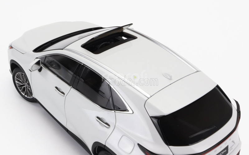 Kyosho Lexus Nx450h 2022 1:18 Sonic Quartz