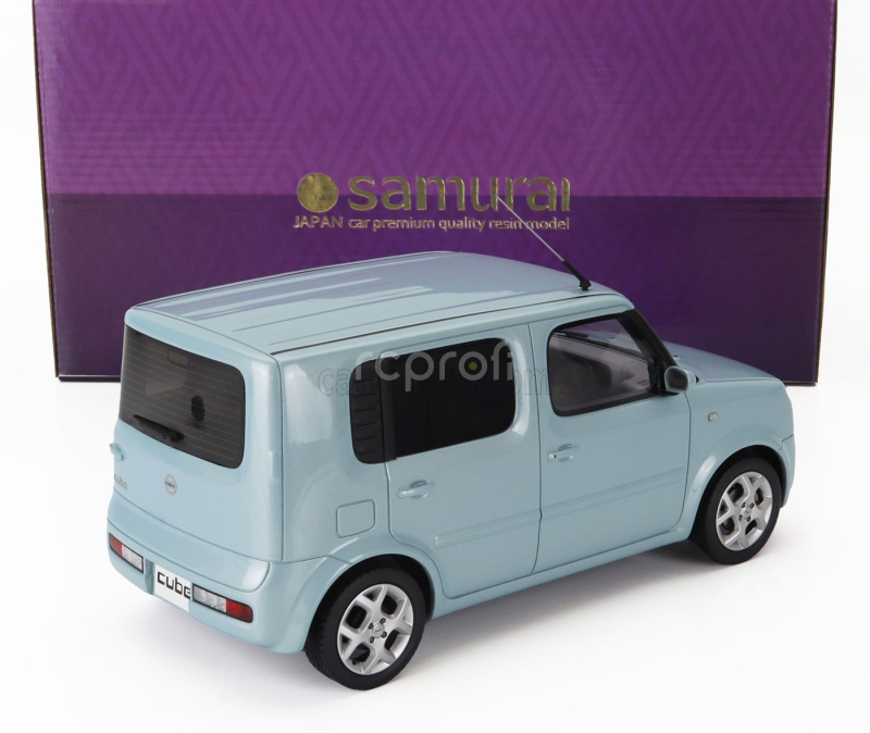 Kyosho Nissan Cube 2003 1:18 Světle Modrá