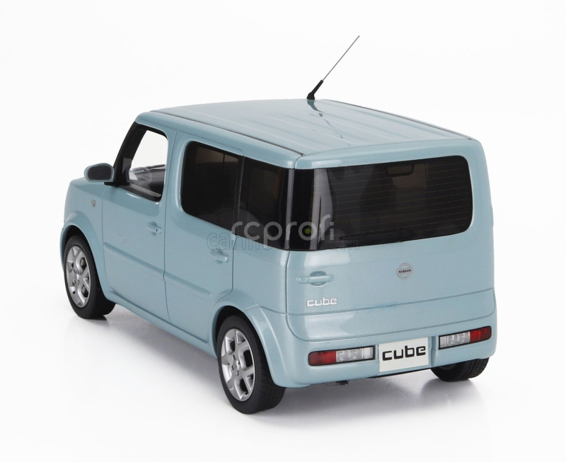 Kyosho Nissan Cube 2003 1:18 Světle Modrá