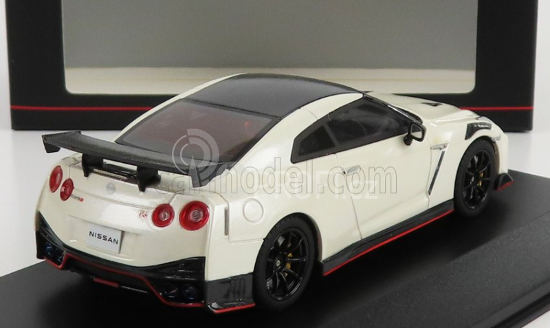 Kyosho Nissan Skyline Gt-r (r35) Nismo 2022 1:43 Bílá