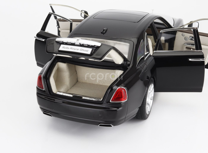 Kyosho Rolls royce Ghost 2011 1:18 Černá Stříbrná
