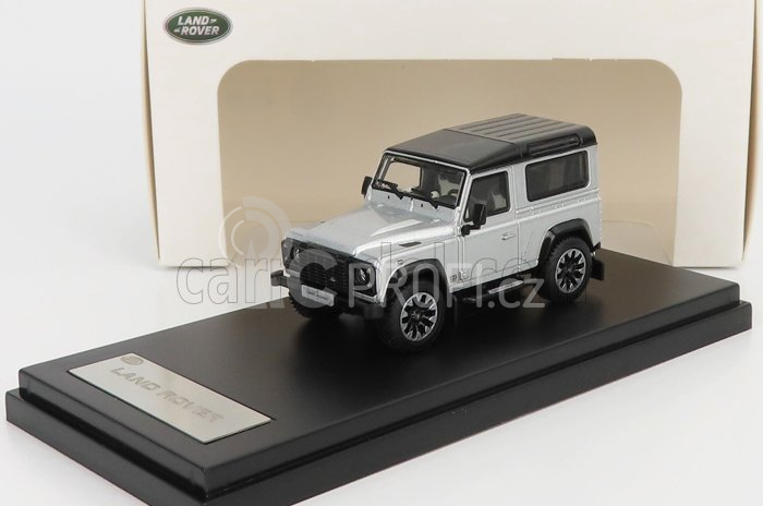 Lcd-model Land rover Defender 90 Works V8 70th Edition 2018 1:64 Silver