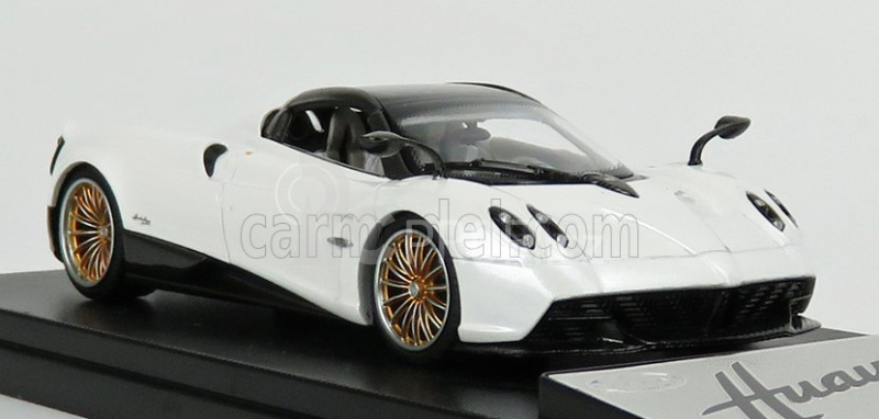 Lcd-model Pagani Huayra Roadster 2018 1:43 Bílá