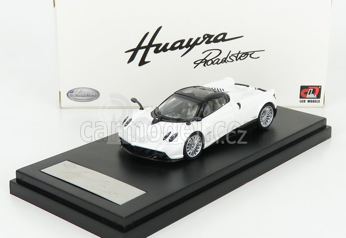 Lcd-model Pagani Huayra Roadster 2018 1:64 Bílá