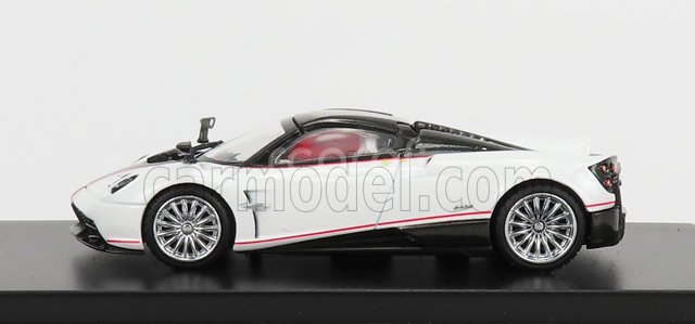 Lcd-model Pagani Huayra Roadster 2018 1:64 Bílá Perla