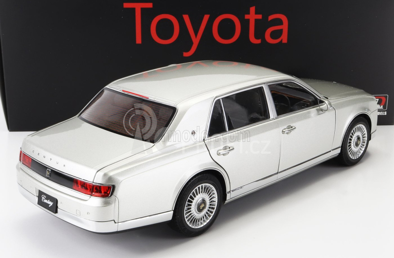 Lcd-model Toyota Century 2022 1:18 Silver