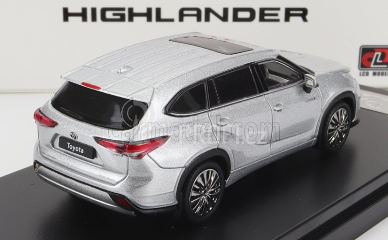 Lcd-model Toyota Highlander 2022 1:64 Silver