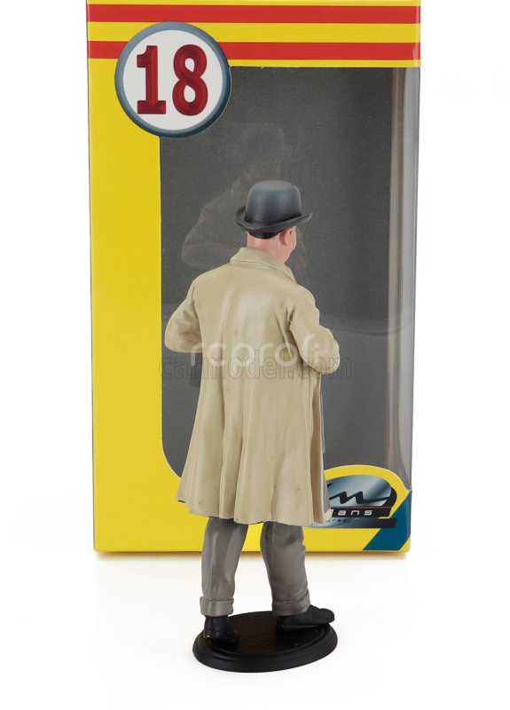 Le mans miniatures Figures Ettore Con Impermeabile - With Raincoat 1:18 Grey Beige