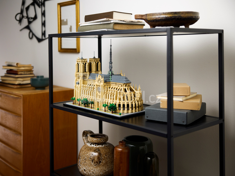LEGO Architecture - Notre-Dame v Paříži