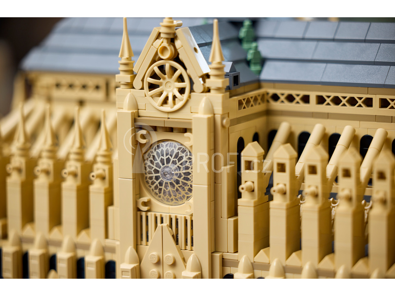 LEGO Architecture - Notre-Dame v Paříži